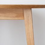 Dubový kulatý jídelní stůl Ortobello pr.90 cm