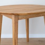 Dubový kulatý jídelní stůl Ortobello pr.90 cm