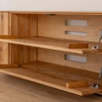 Dubový TV stolek / TV komoda ESSENCE nr.06 – 165/60/43 ( š/v/h)